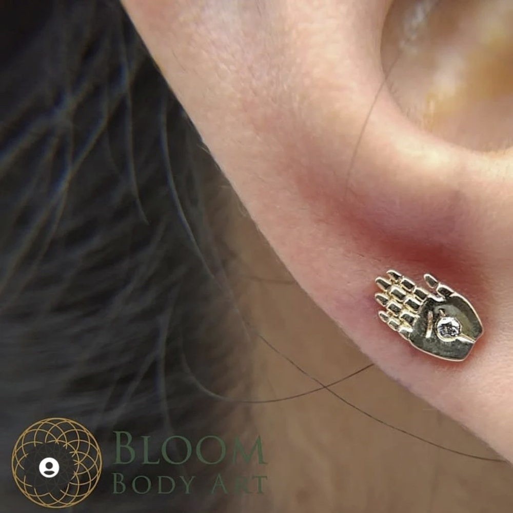 NEW Junipurr ‘The Minder’ 14k Gold Threadless End Jewelry - Picture 5 of 7